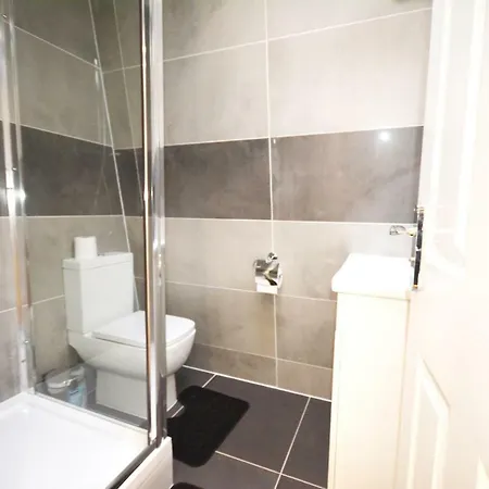 London Modern 4 Bedroom Apartment Exterior foto